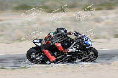 media/Jan-15-2026-Racers Edge (Thu) [[dfebeb70ab]]/2-A Group/Session 3 (Turn 15 Inside Pans)/